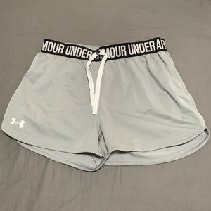 Under Armour Youth Large Shorts